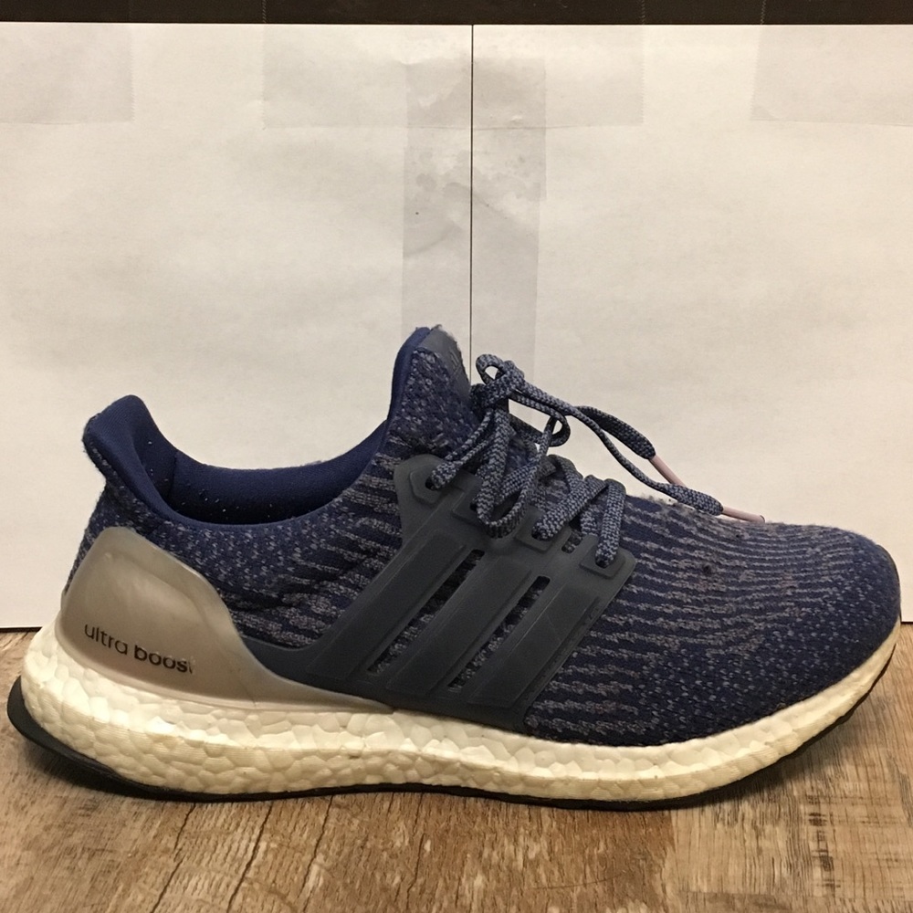 Adida Ultra Boost 3.0 Womens Size 7.5 Black White